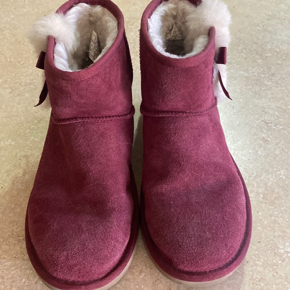 Burgundy size 7 UGGs